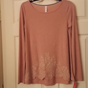 Xhilaration pink long sleeved top